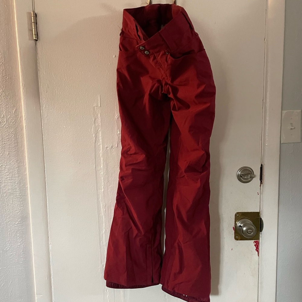 Aperture ski pants Maroon